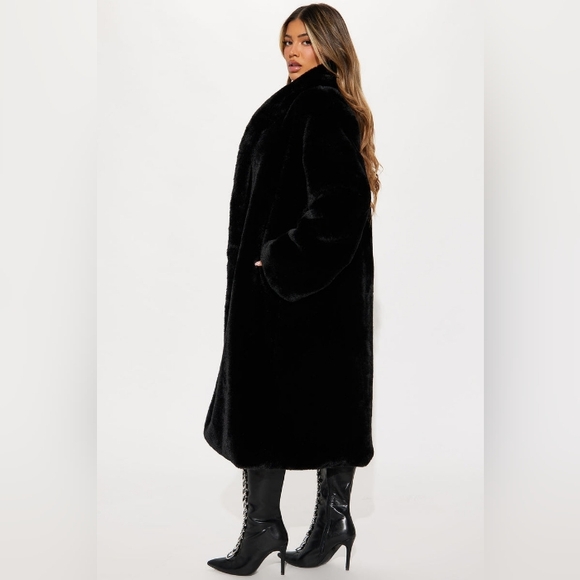 Mari Black Faux Fur Coat - Picture 2 of 2